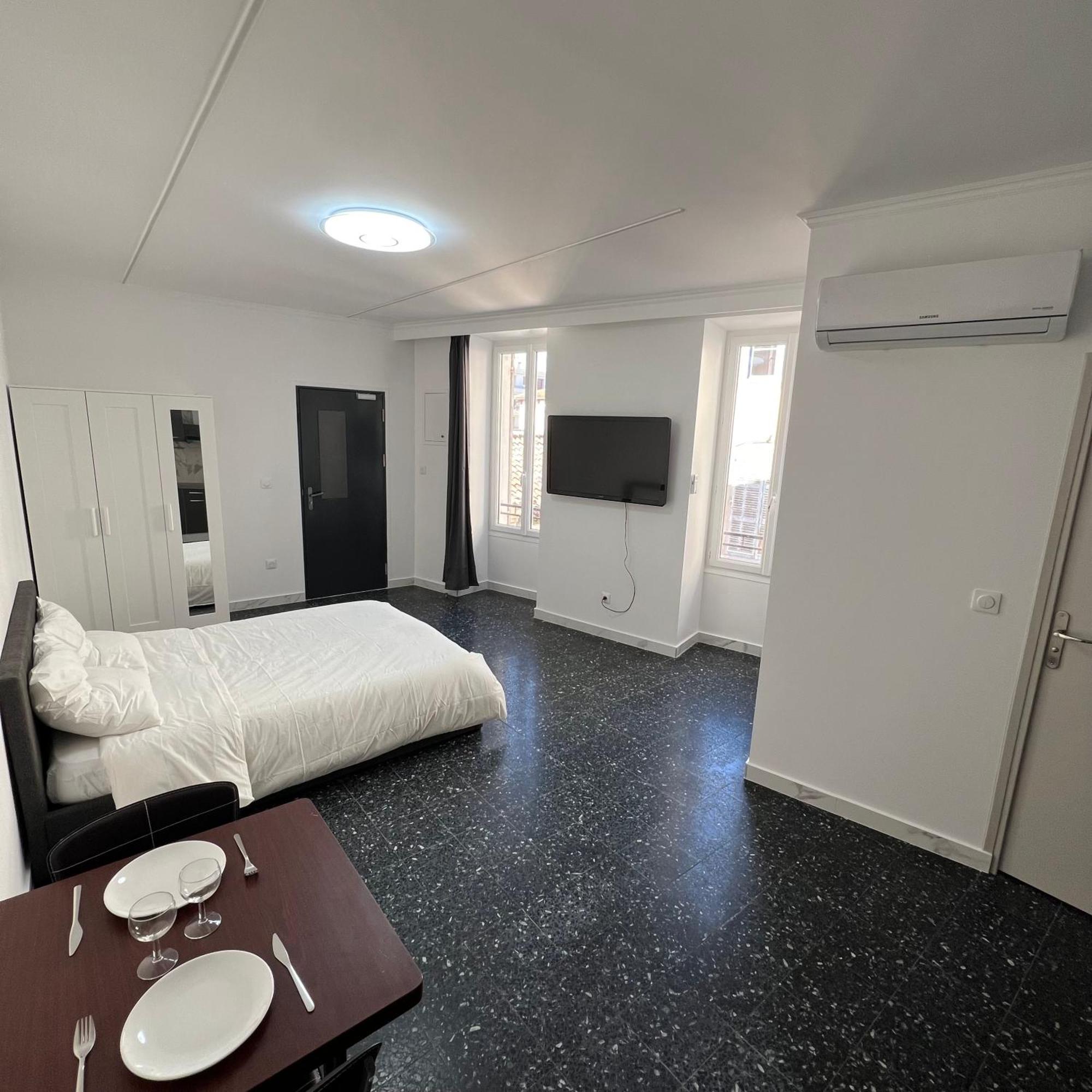 Suite St Charles, Canebiere, Vieux-Port Marselha Exterior foto