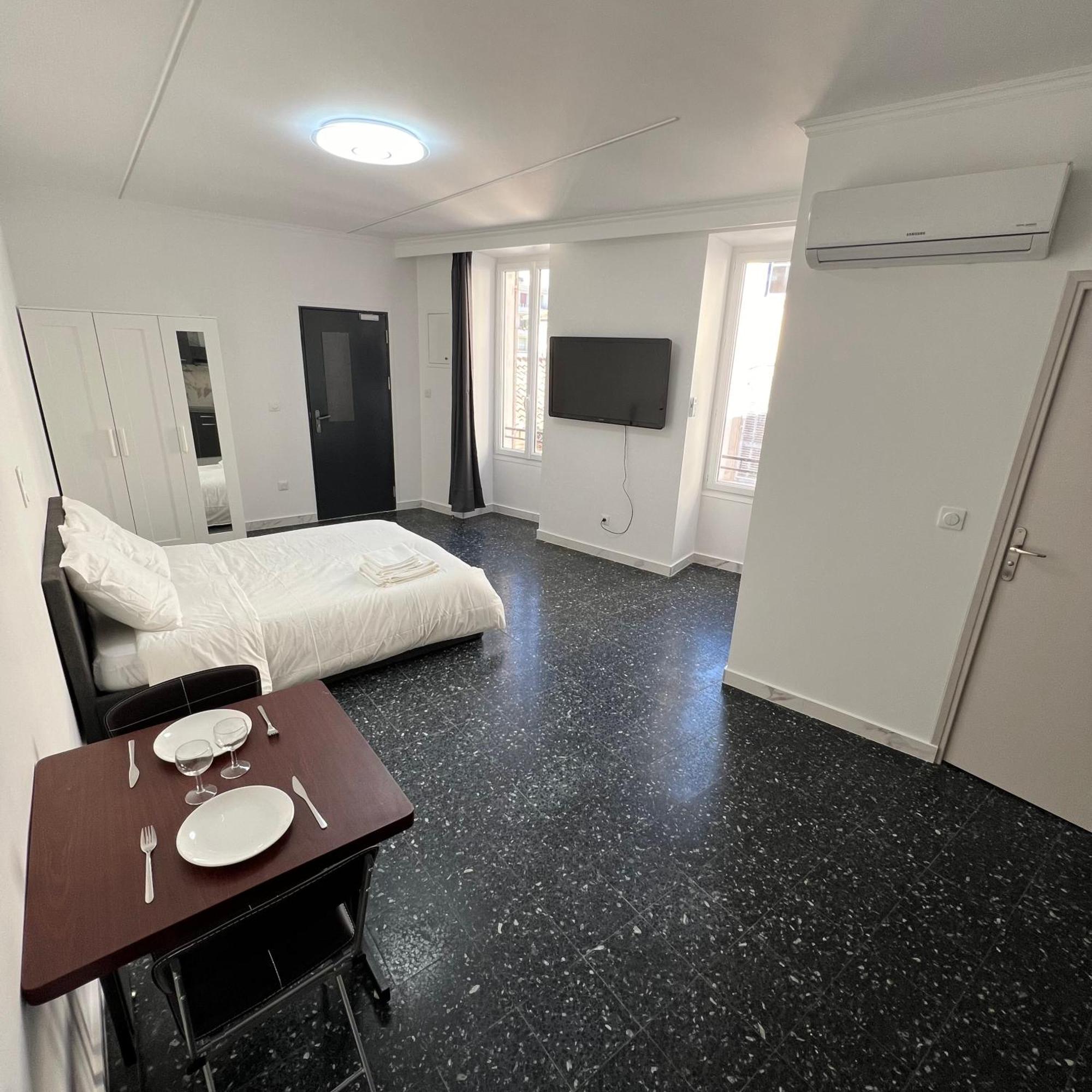 Suite St Charles, Canebiere, Vieux-Port Marselha Exterior foto